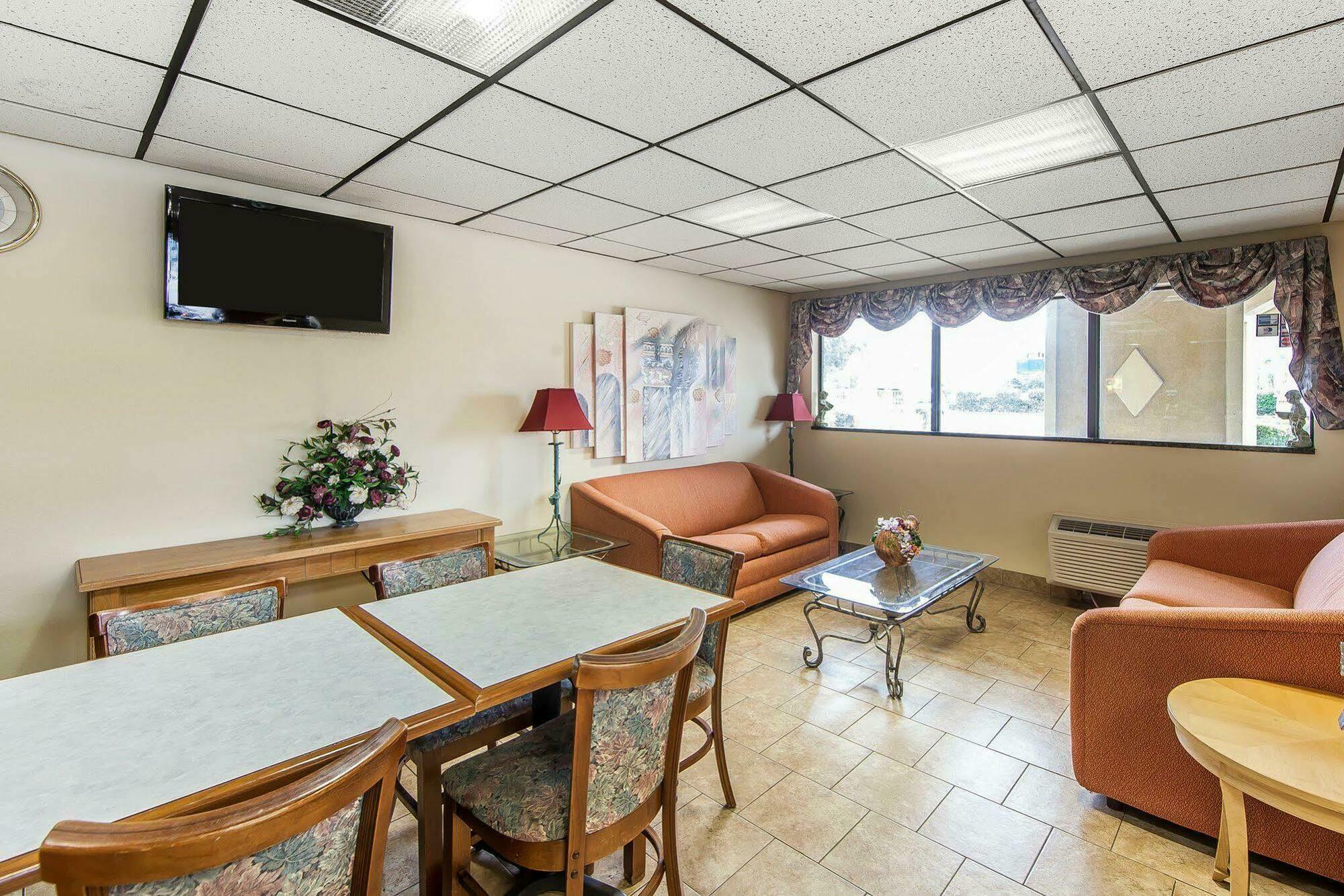 Econo Lodge Chattanooga Exterior photo
